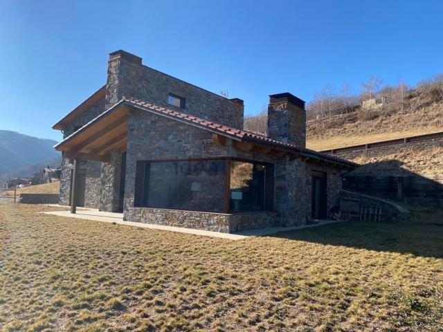 Casa en venta en Abella, Ripollès