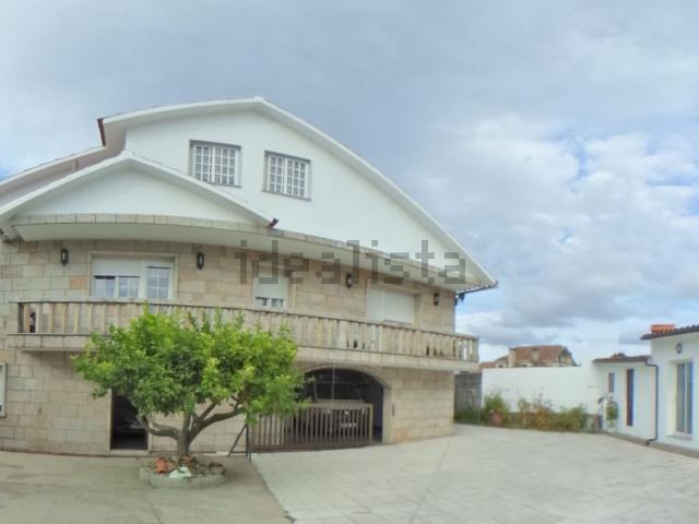 Casa en venta en Vilanova De Arousa, A Braña