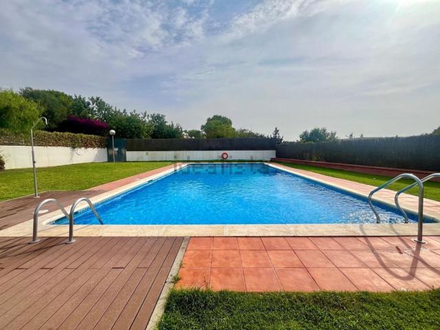 Casa en venta en Santa Maria, Garraf