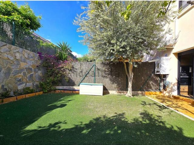 Casa en venta en Santa Maria, Garraf