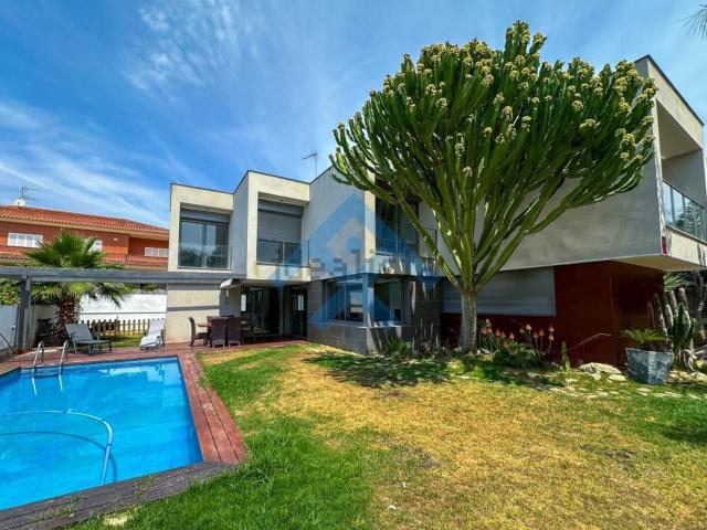 Casa en venta en Racó de Santa Llúcia, Garraf