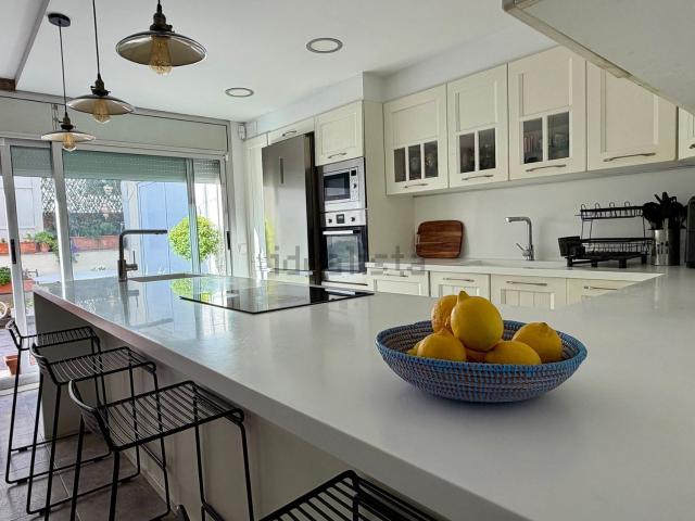 Casa en venta en Casernes, Garraf