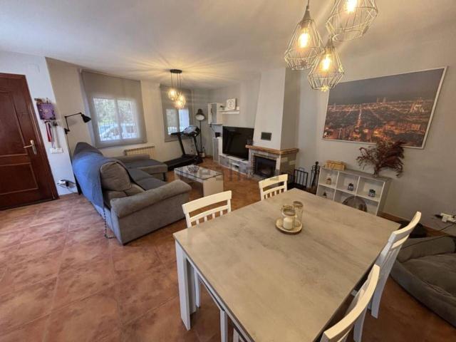 Casa en venta en Vilanova I La Geltrú, La Collada - Els Sis Camins