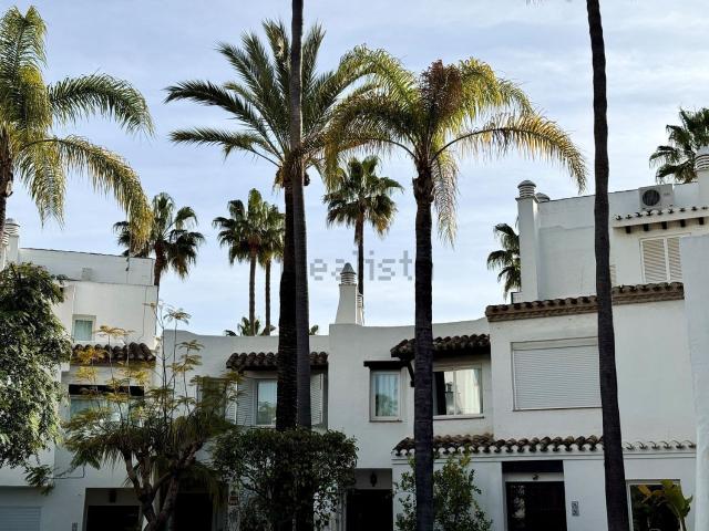 Casa en venta en Estepona, Costalita