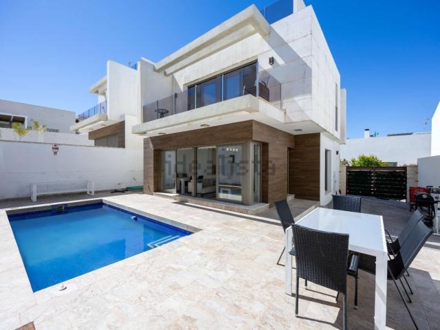 Casa en venta en Urbanización la Florida, el Baix Segura / La Vega Baja