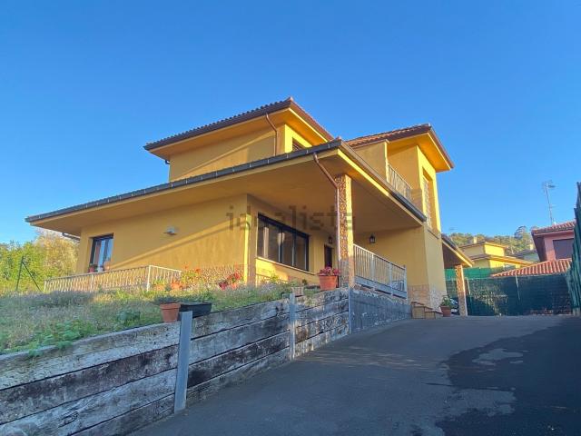 Casa en venta en Villaviciosa