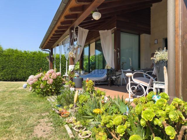 Casa en venta en Granderroble, Villaviciosa