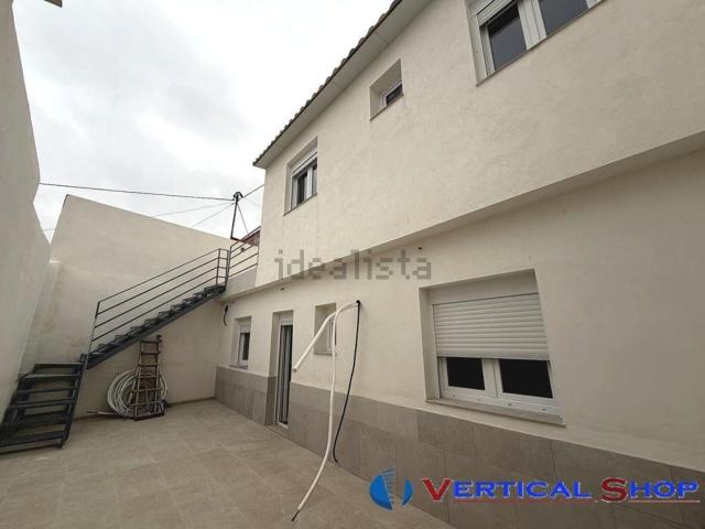 Casa en venta en l'Alt Vinalopó / El Alto Vinalopó, Valencia