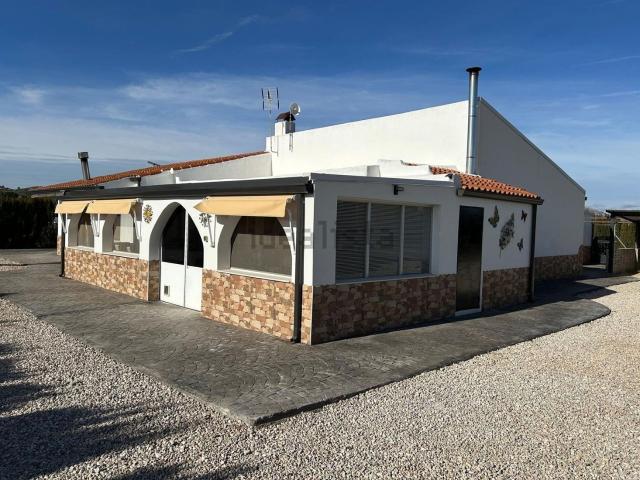 Casa en venta en Las Virtudes, l'Alt Vinalopó / El Alto Vinalopó
