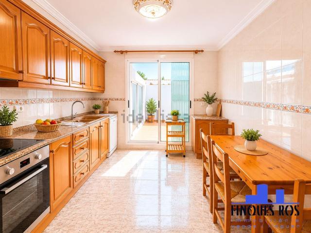 Casa en venta en Dones de la Mar, el Baix Maestrat