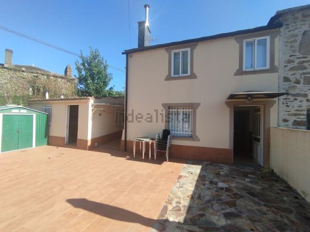 Casa en venta en Viveiro, Lugo
