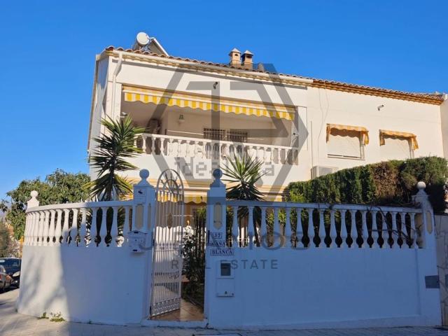 Casa en venta en Torre del Mar, La Axarquía