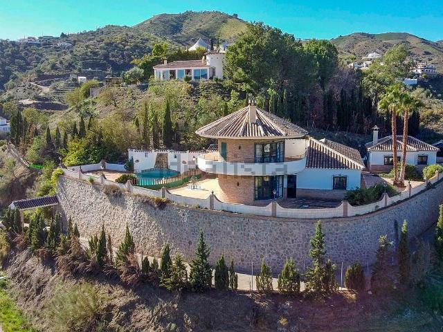 Casa en venta en Los Romanes, La Axarquía