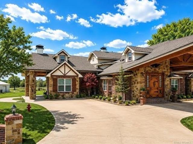 House for sale in Sallisaw, Oklahoma