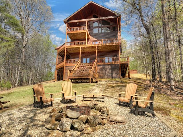 House for sale in Morganton House for sale in Morganton