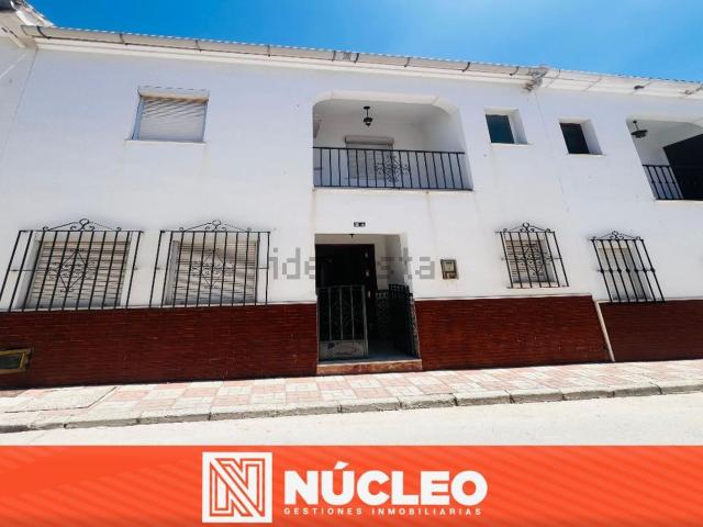 Casa en venta en Yunquera