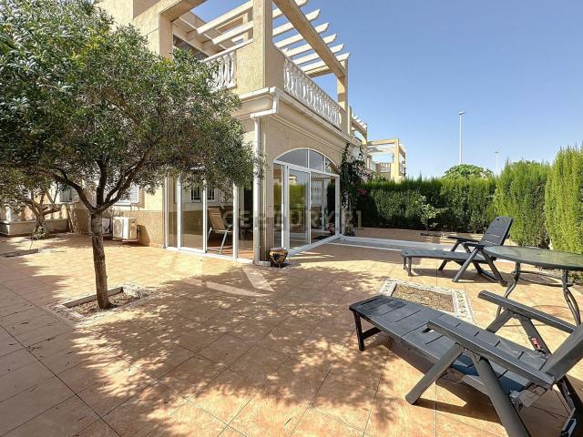 Casa en venta en Residencial Jumilla III, Orihuela