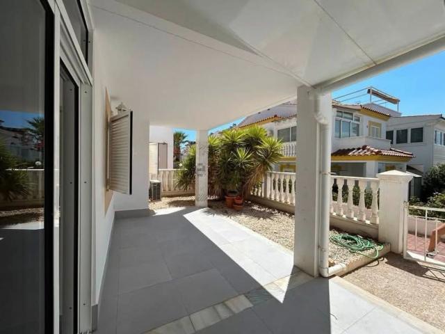 Casa en venta en Residencial Jumilla III, Orihuela