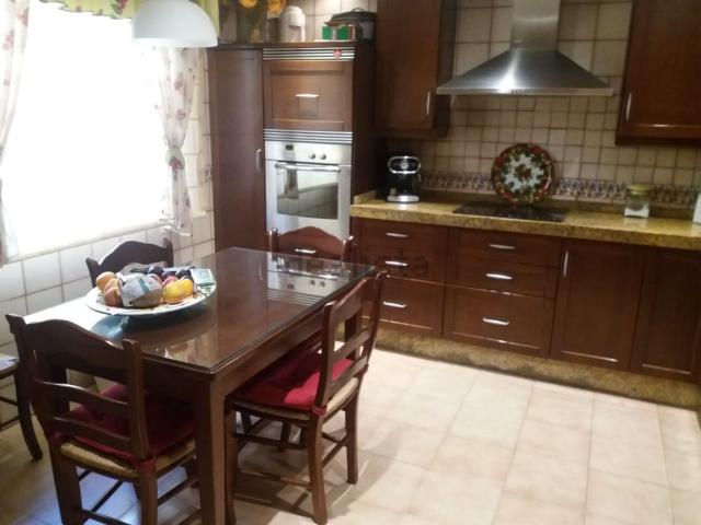 Casa en venta en Barriada Islas Canarias, Estepona