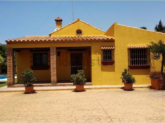 Casa en venta en Estebuna, Costa del Sol Occidental