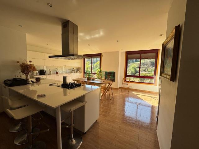 Chalet en venta en Castrelo de Miño, O Ribeiro