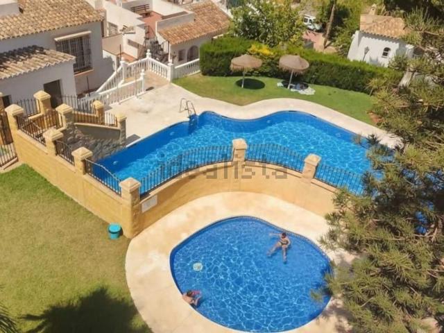 Casa en alquiler en Torrequebrada, Costa del Sol Occidental