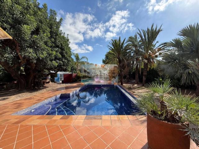 Casa en venta en la Plana Alta, Valencia