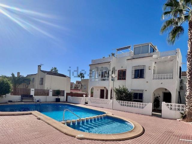 Casa en venta en La Rosaleda, Torrevieja