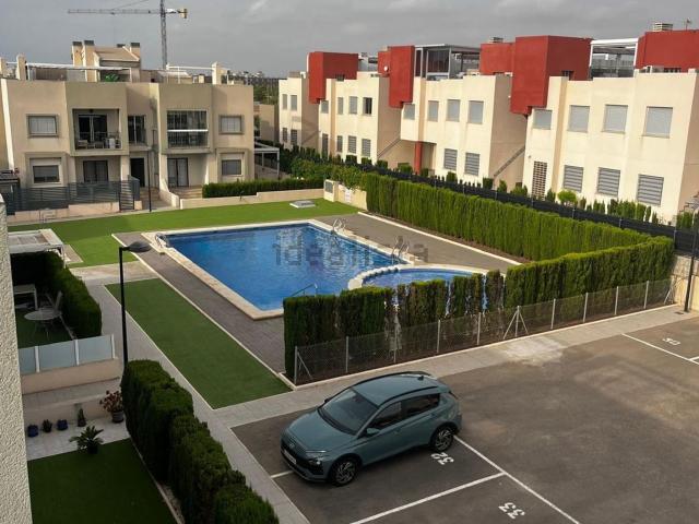 Casa en venta en La Rosaleda, Torrevieja