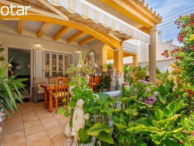 Casa en venta en La Rosaleda, Torrevieja