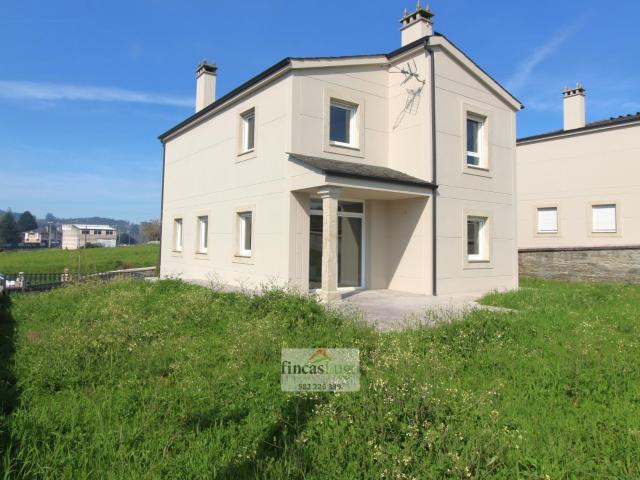 Casa en venta en O Cuco, Lugo