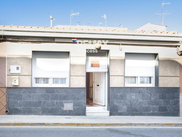 Casa en venta en l'Alt Vinalopó / El Alto Vinalopó, Valencia