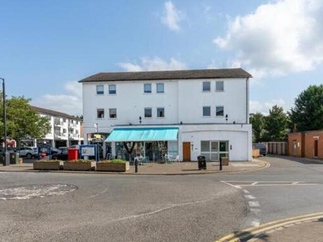 House for sale in Gerrards Cross, Denham