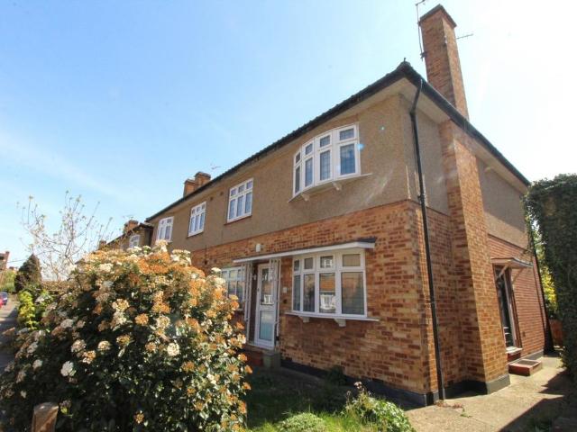 House for rent in Gidea Park, Greater London