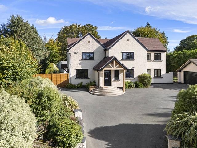 House for rent in East Horsley, Guildford