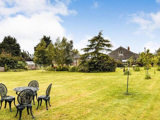 House for sale in London, Greater London