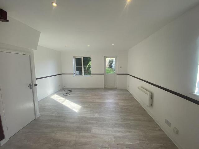 House for rent in Highfield, Pouchen End