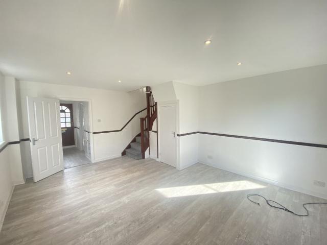 House for rent in Highfield, Pouchen End