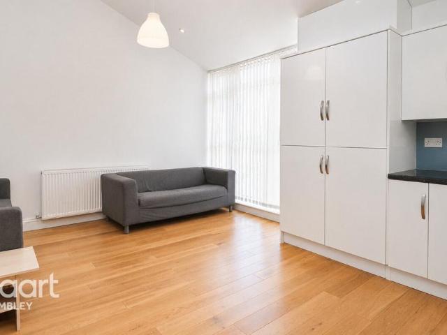 House for rent in Preston, Greater London