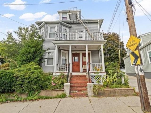 House for sale in Manton, Providence