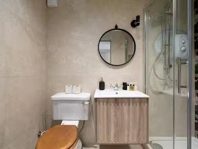 Apartment for rent in Somers Town, Greater London