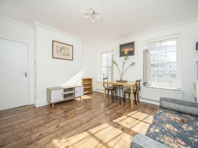 Apartment for rent in London Borough of Camden, Greater London