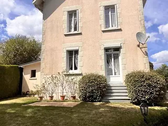 Maison vente à Limoges, Chalus