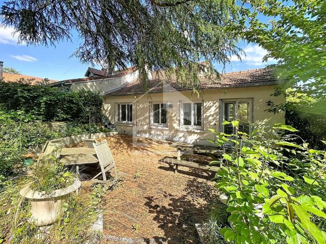 Maison vente à Étampes, Chamarande