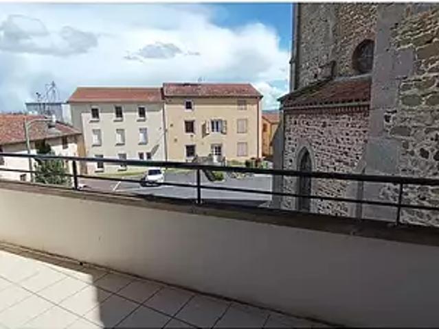 Appartement location à Chambéon, Loire