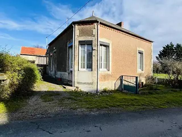 Maison vente à Montluçon, Chambérat