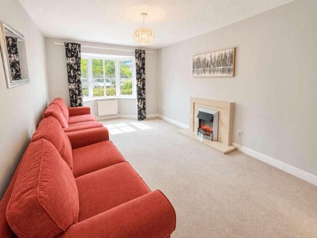 Apartment for rent in Dean Row, Wilmslow