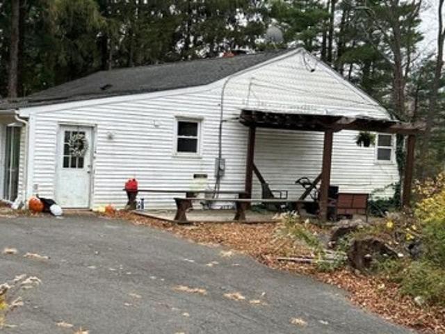 House for sale in Haddam, Connecticut
