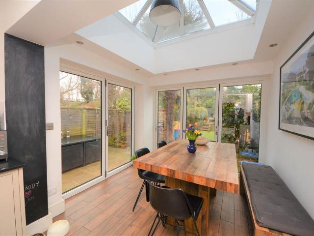 Apartment for rent in London Borough of Barnet, Greater London