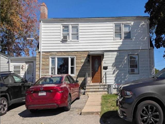 House for sale in South Lowell, Lowell